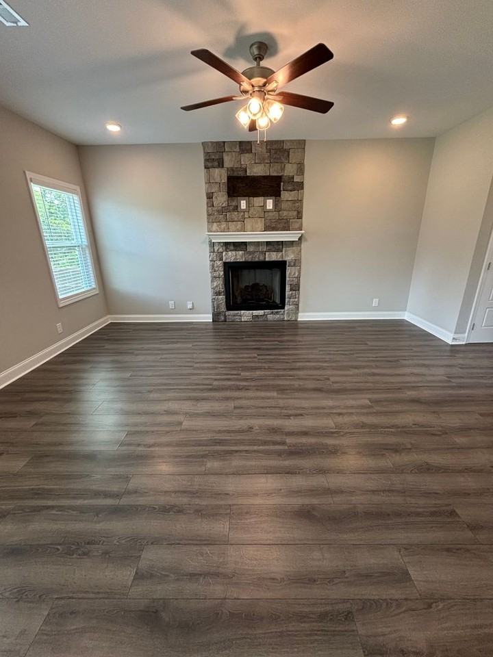 906 Recurve Ct - Photo 5 of 33