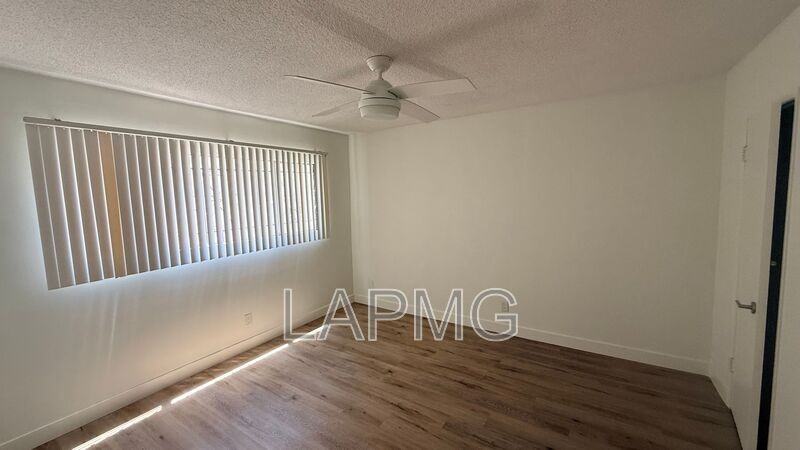 119 N Hillcrest Blvd #16 - Photo 3 of 4