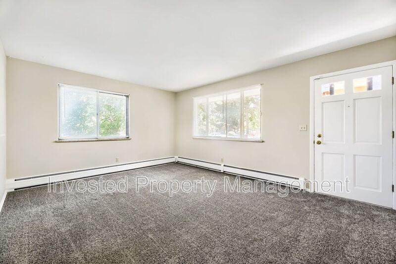 1142 W Ida Ave #A - Photo 4 of 21