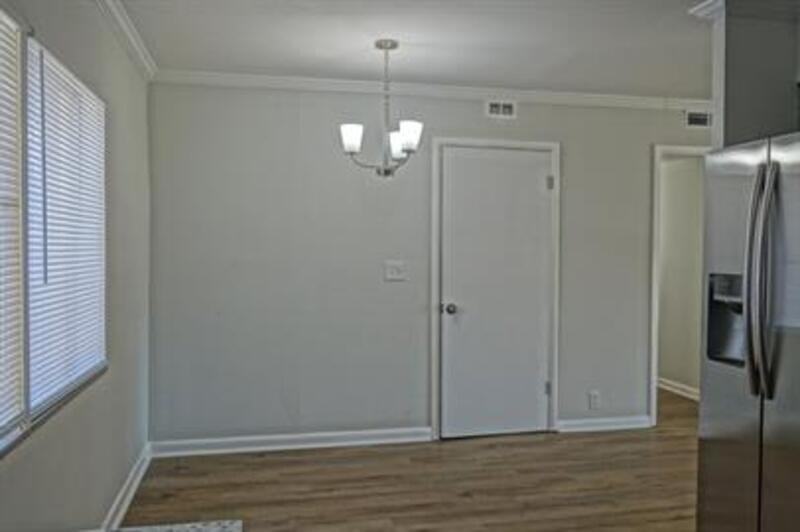 2903 Bayless Dr Sw - Photo 4 of 19
