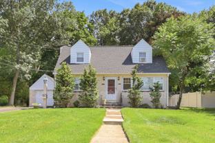 2008 Maple Ave #B - Photo 1 of 1
