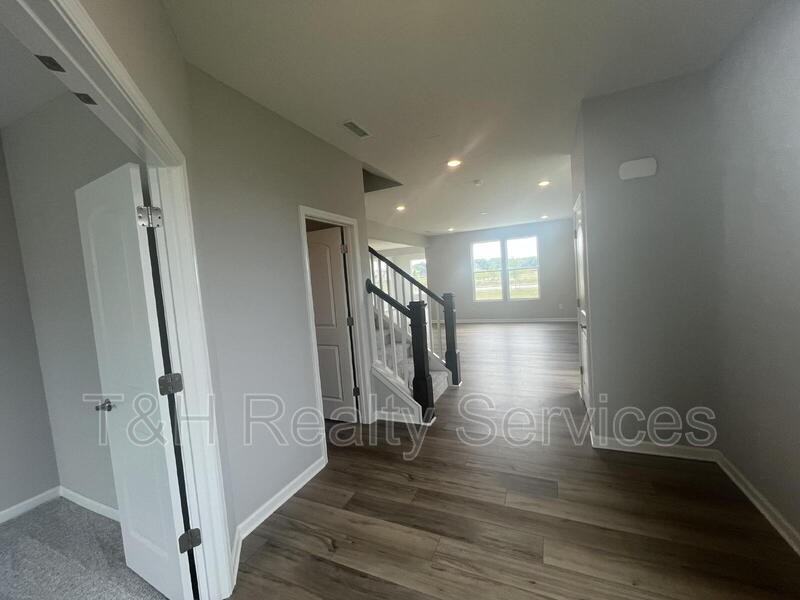 13111 Himalaya Cir - Photo 7 of 34