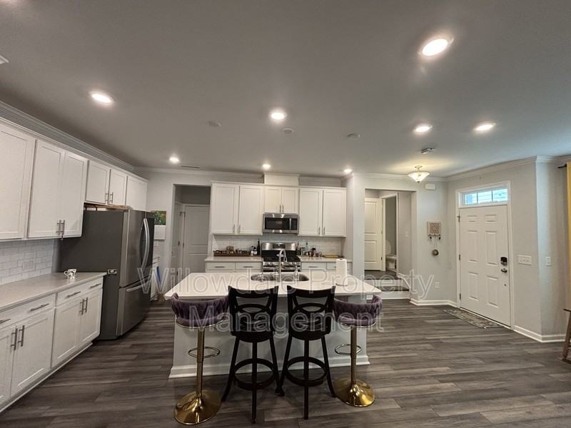 203 Gremar Dr - Photo 6 of 50