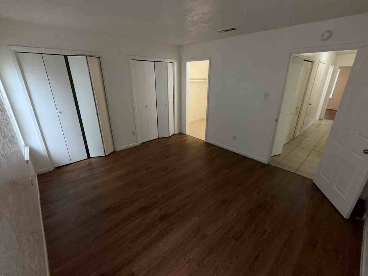 3608 Robinhood Drive - Photo 4 of 15