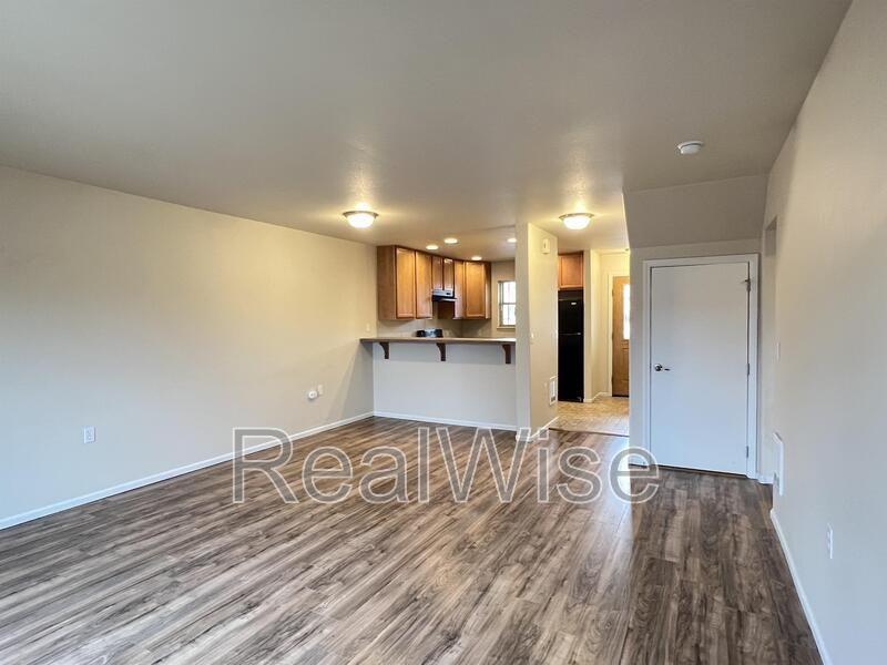 2250 Sw 21st St #18 - Photo 4 of 27