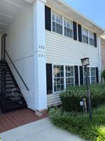 featured image of 925 Cleveland St #231