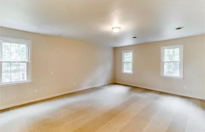 10812 Drayton Rd - Photo 5 of 16