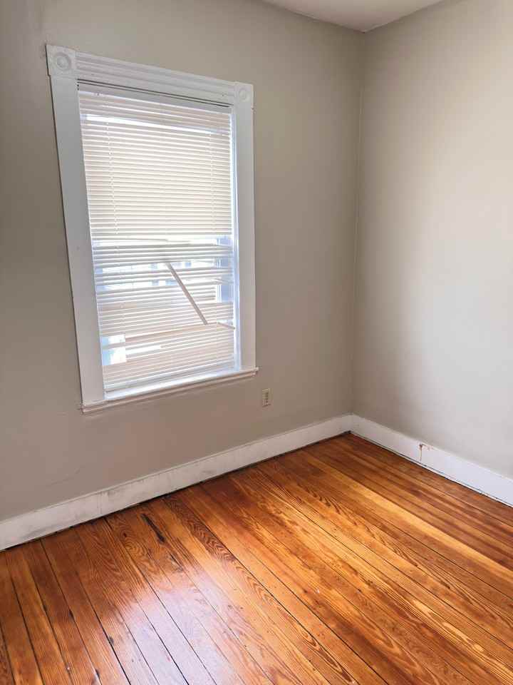 51 Maverick St #2 - Photo 6 of 8