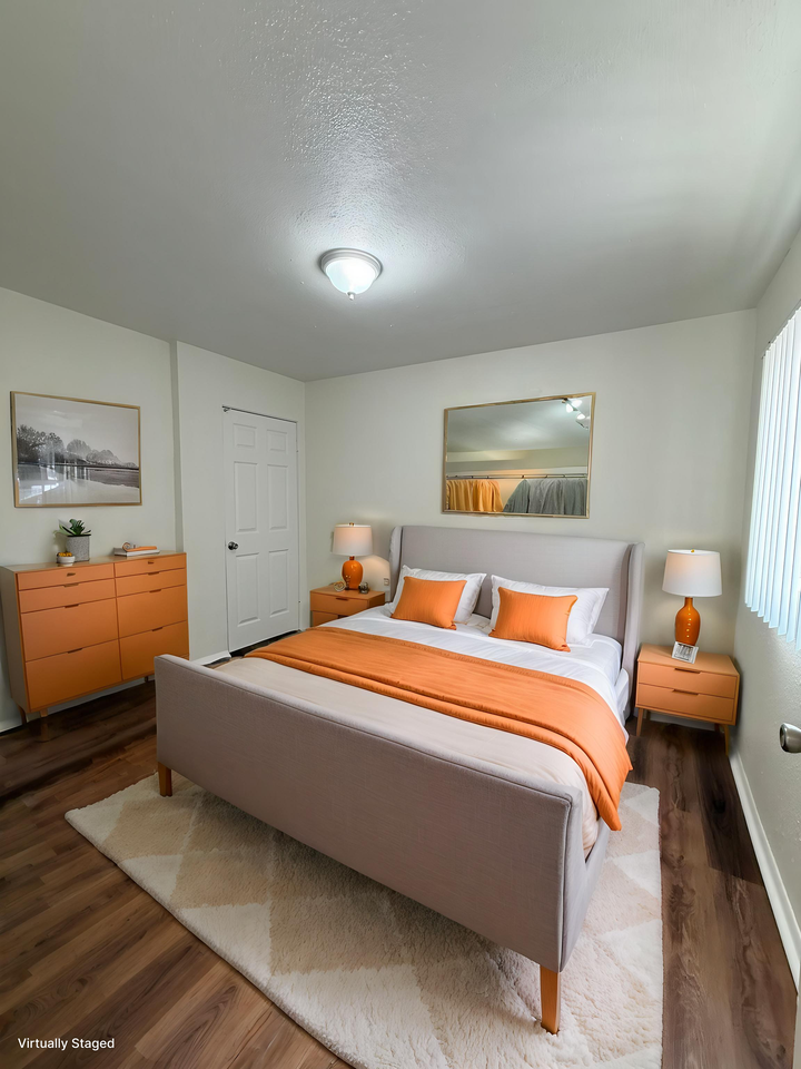 1733 1/2 East 63rd Street ##1/2