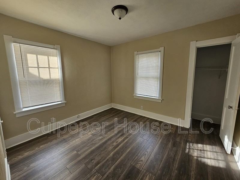 1046 Slater St - Photo 4 of 14