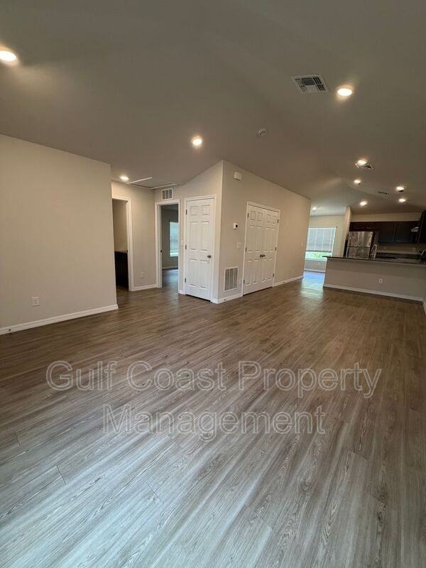10162 Tramore Ave - Photo 5 of 21