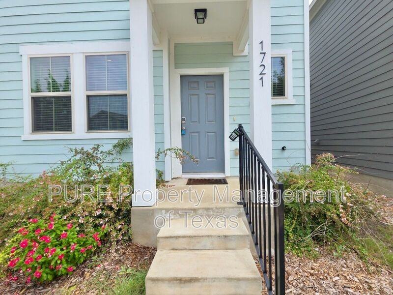 1721 Fountain Bridge Dr - Photo 2 of 22