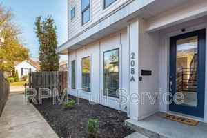 featured image of 208 Myrtle St #A