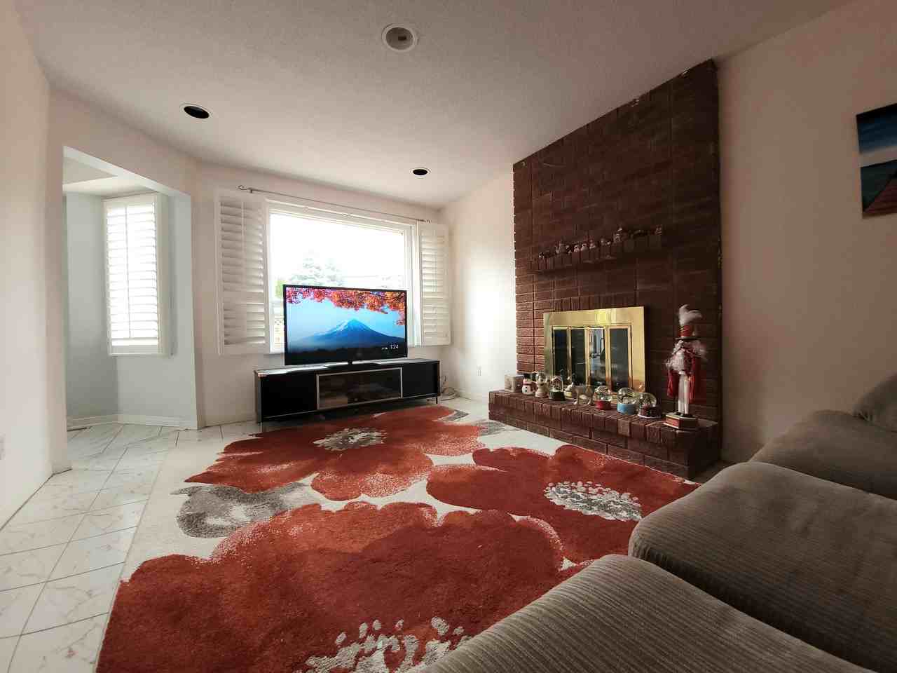 6 Edgecroft Trail - Photo 3 of 13