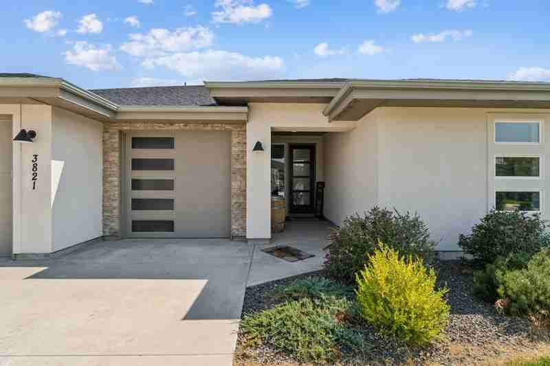 3821 W Balducci St - Photo 3 of 42