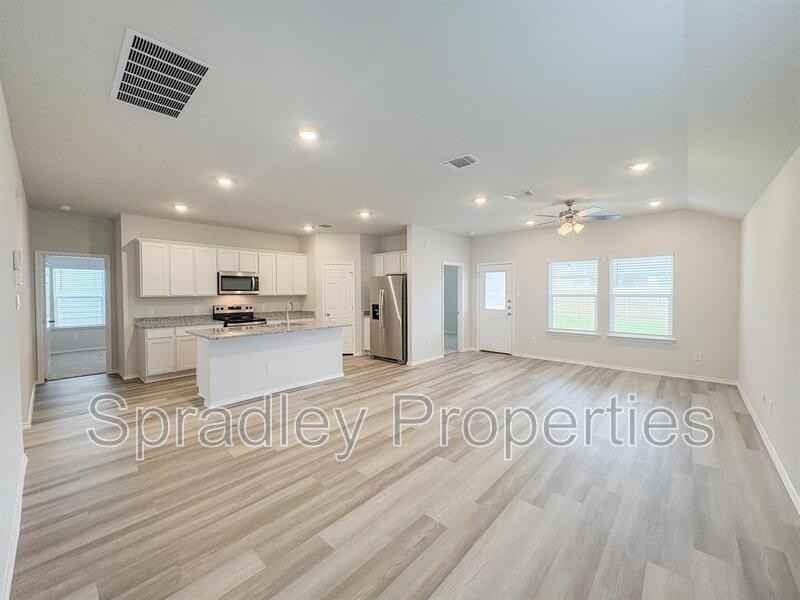 2215 Turmeric Ct - Photo 2 of 17
