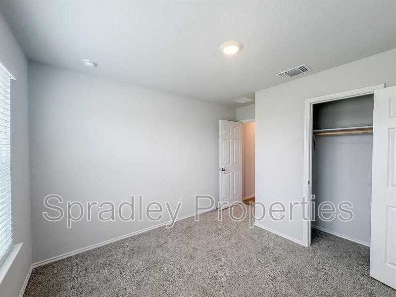 2215 Turmeric Ct - Photo 6 of 17