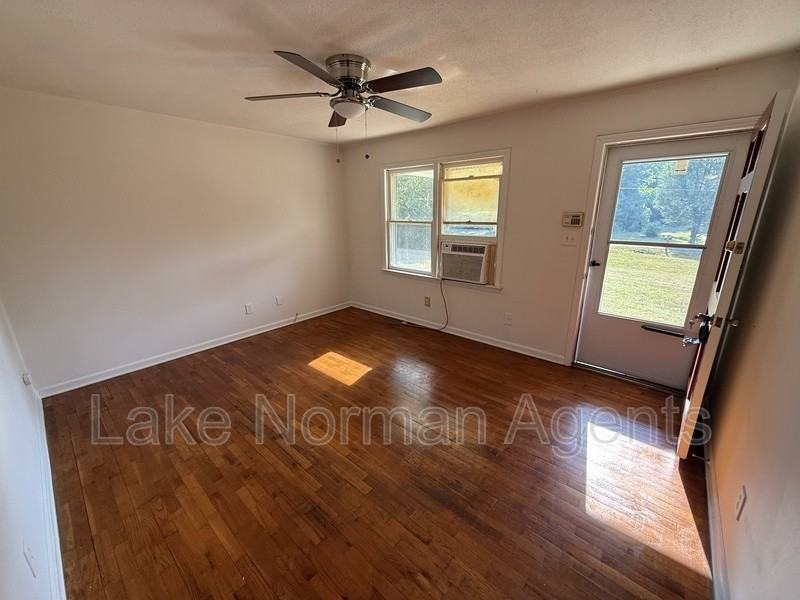 2549 N Olivers Cross Road - Photo 3 of 13