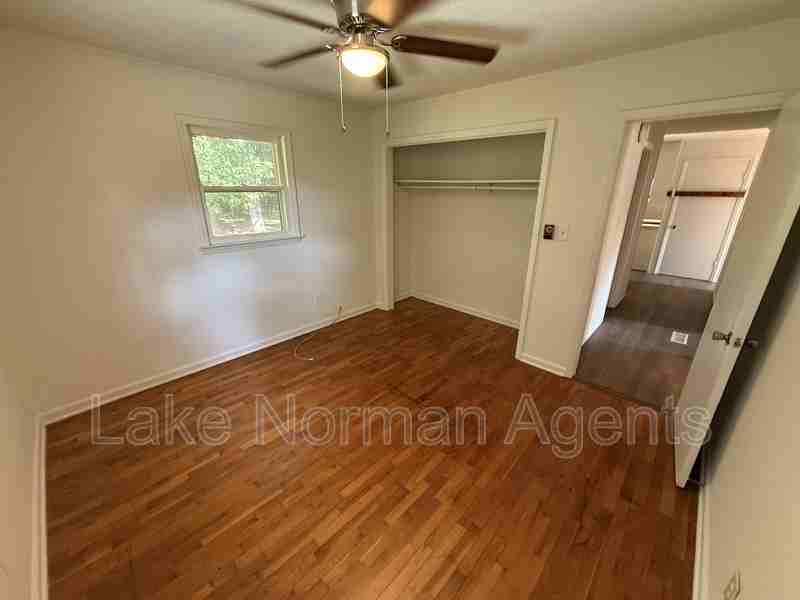 2549 N Olivers Cross Road - Photo 7 of 13