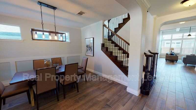 8308 Whistling Duck Dr - Photo 2 of 40