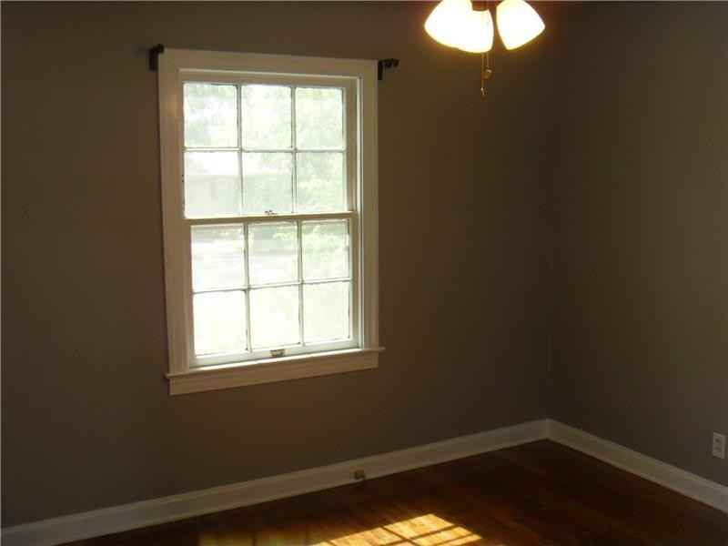 5506 Avenue G - Photo 3 of 13