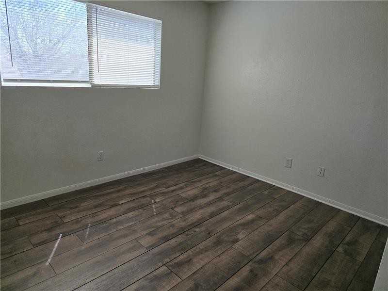8705 Schick Rd #D - Photo 7 of 11