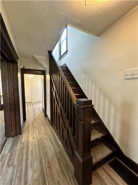 1303 Oregon Ave - Photo 2 of 14