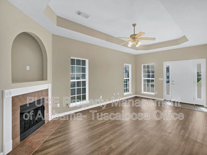 9750 Moonlight Dr - Photo 3 of 18
