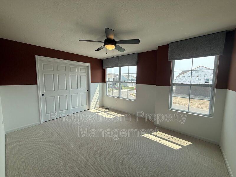 3032 Wellington Ln - Photo 5 of 19