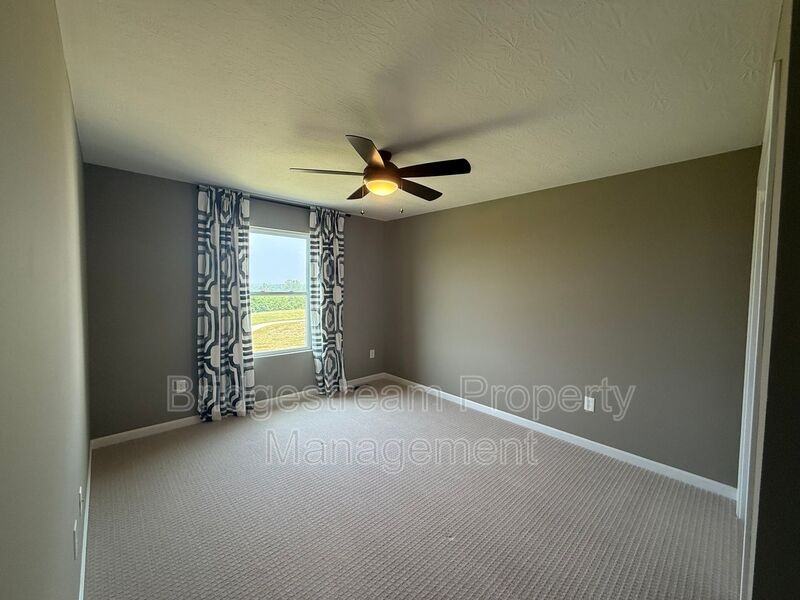 3032 Wellington Ln - Photo 7 of 19