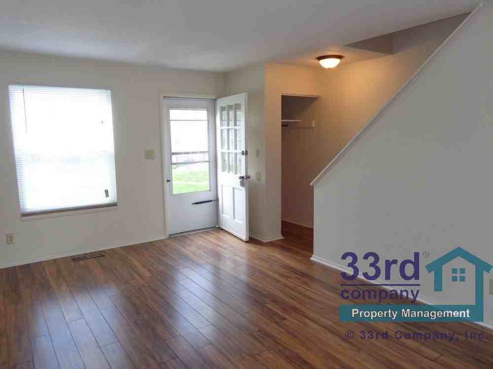 9281 Nieman Rd - Photo 3 of 9