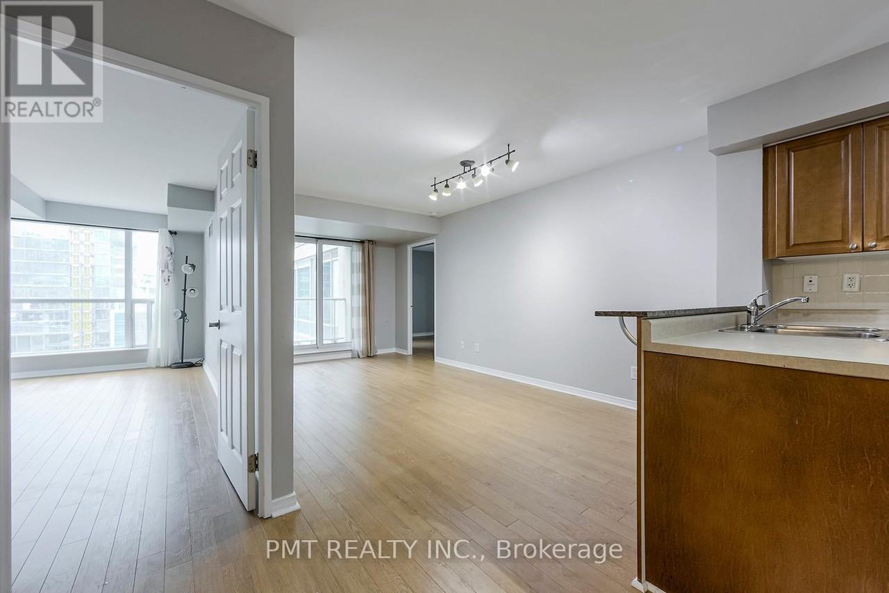 230 King Street East - Photo 12