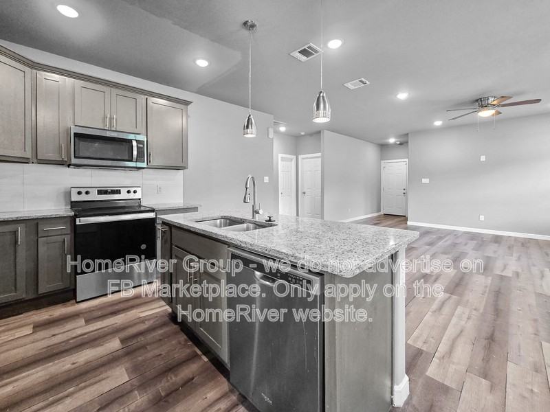 1429 Missouri Ave - Photo 7 of 22