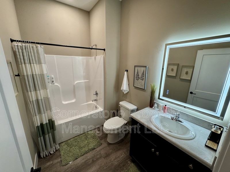 8671 Lexington Ave #23 - Photo 5 of 7
