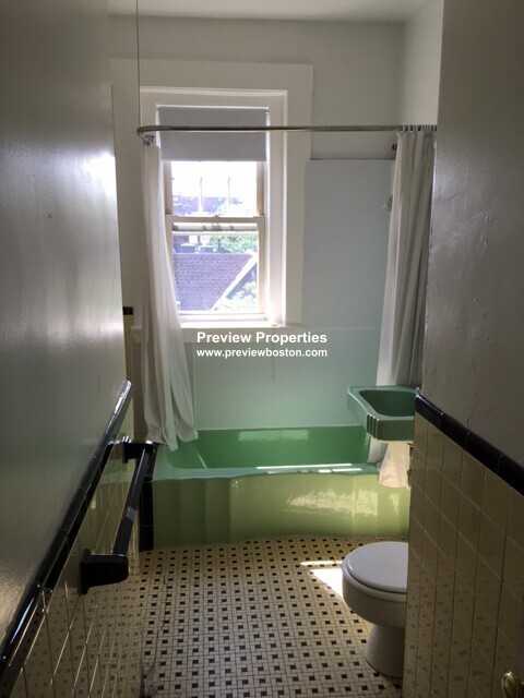 Beacon St #7AP - Photo 3 of 6