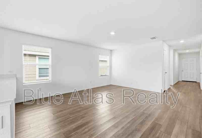 510 Olmstead Dr - Photo 3 of 23