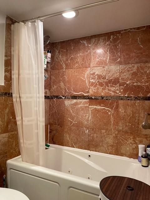 126 E. 7th - Photo 5 of 8