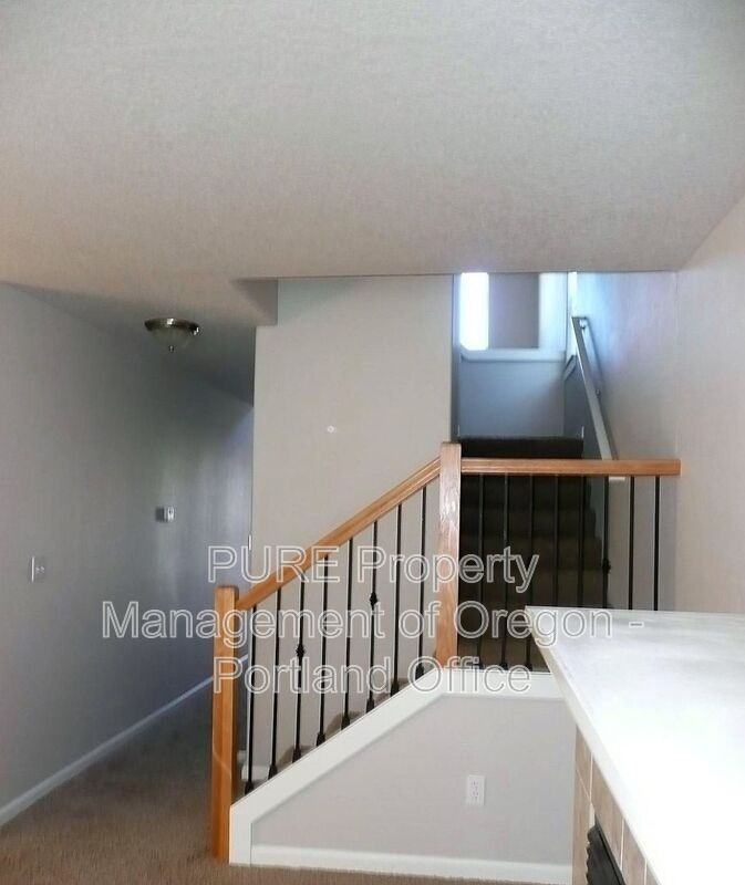 1912 Se Centurion Way - Photo 2 of 5