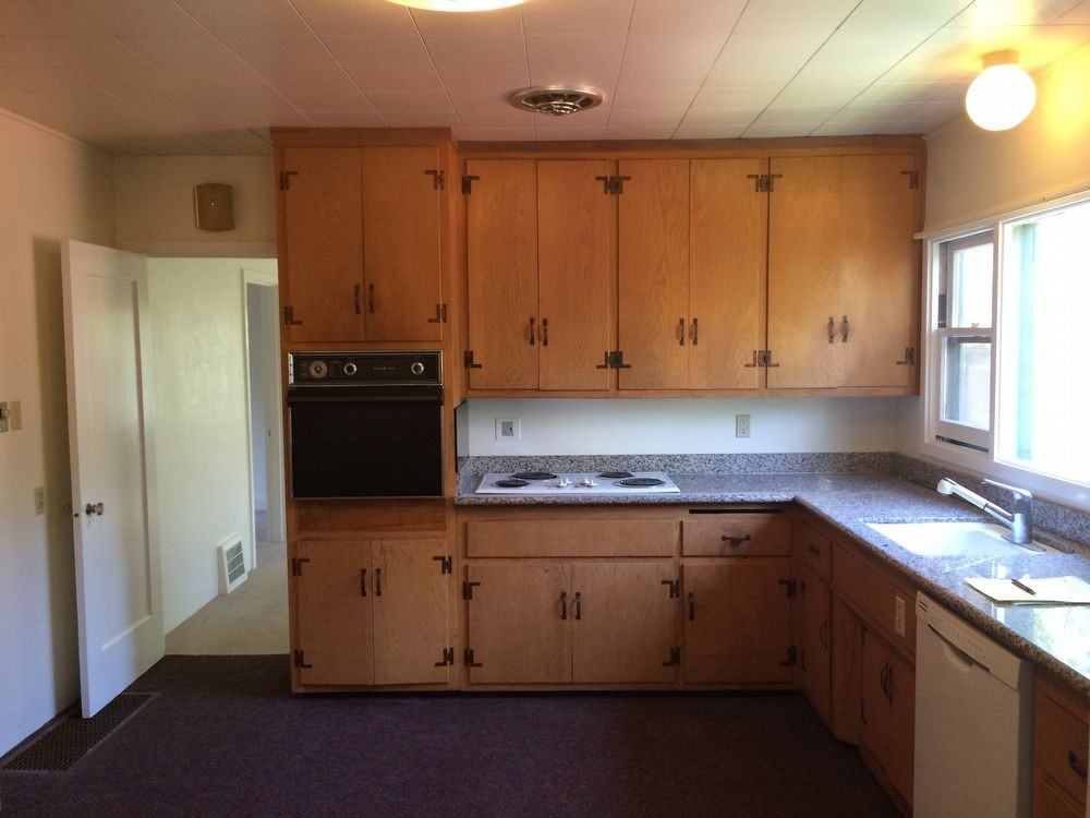 230 D St - Photo 3 of 13