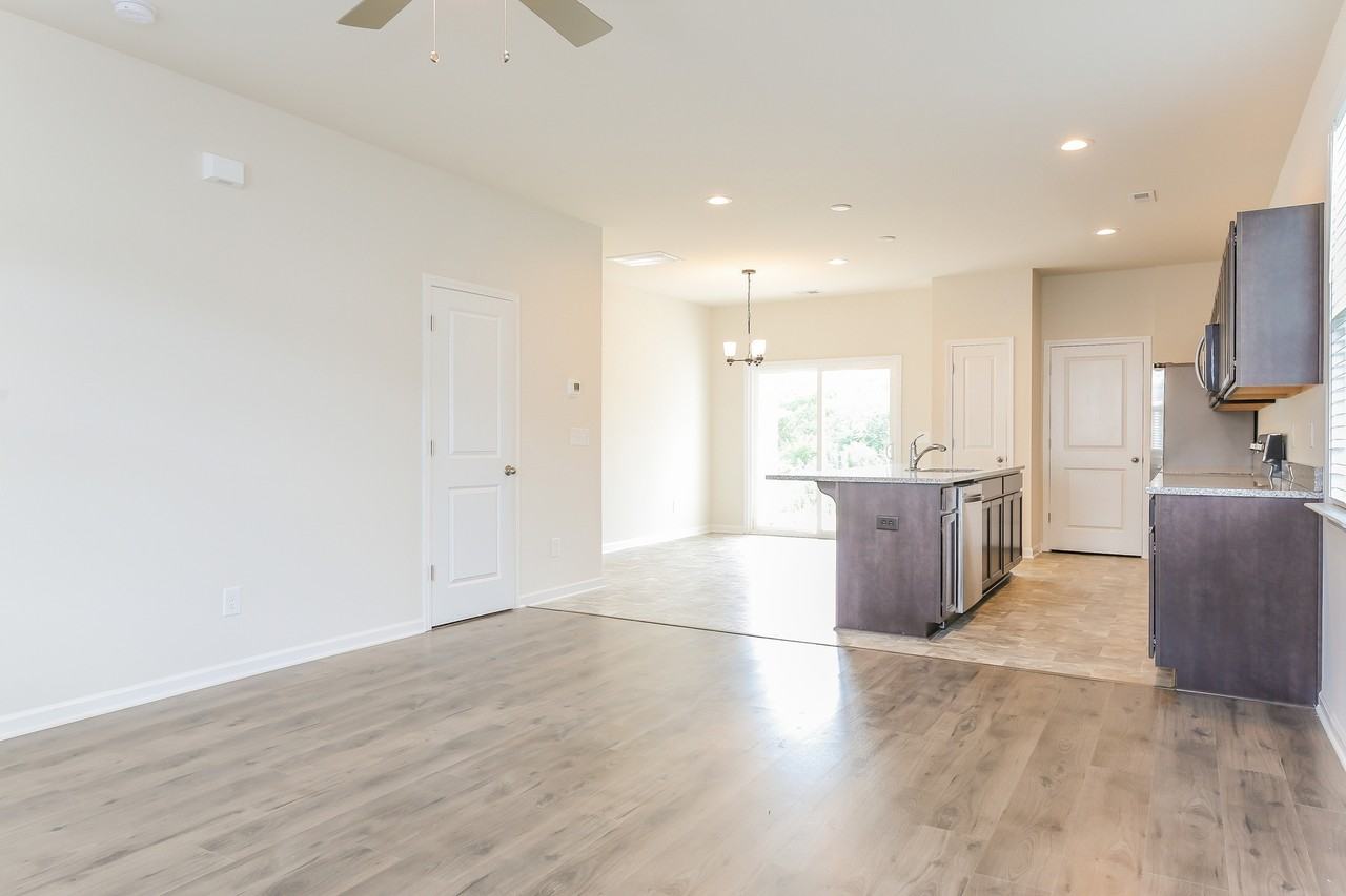 144 Valley Creek Dr - Photo 2 of 15