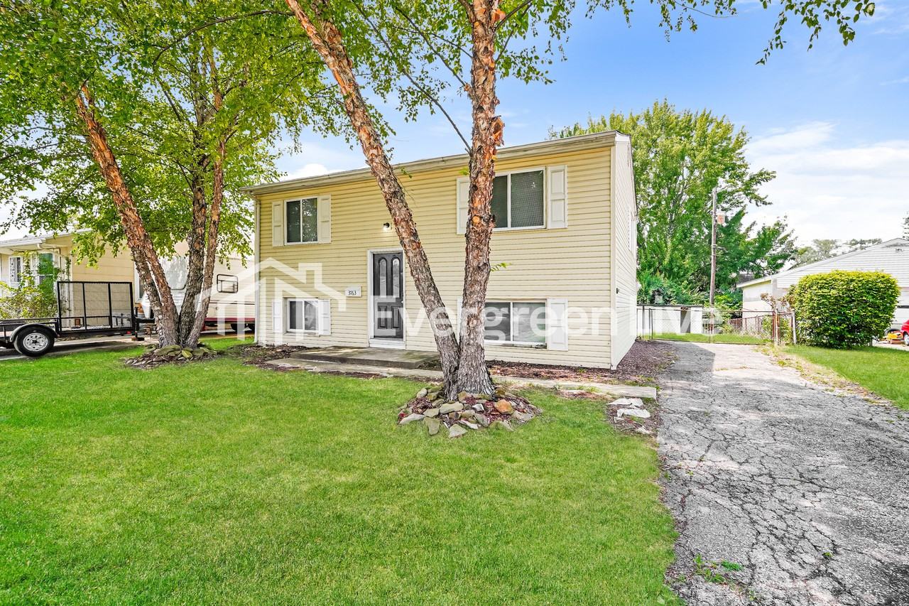 3763 Amwell Rd E - Photo 2 of 16