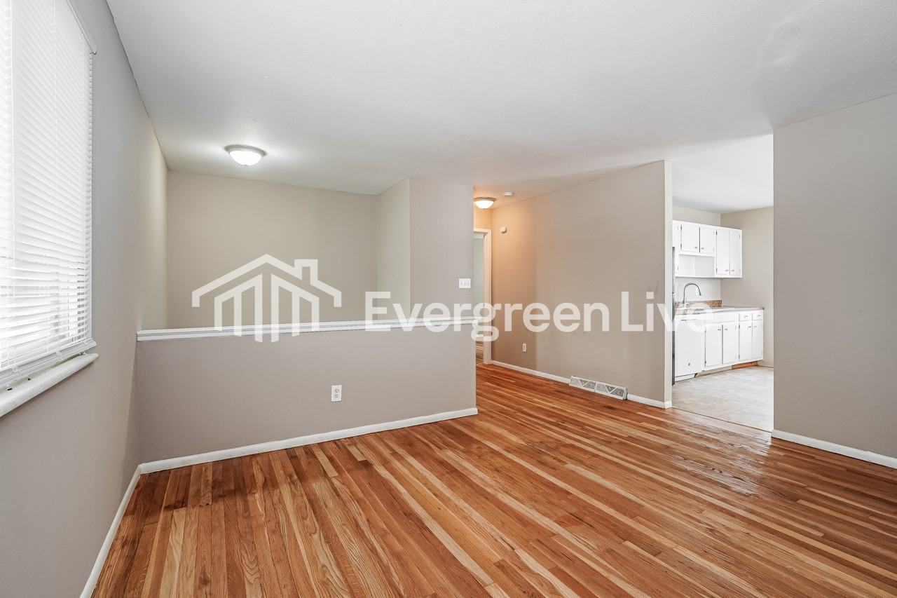3763 Amwell Rd E - Photo 4 of 16
