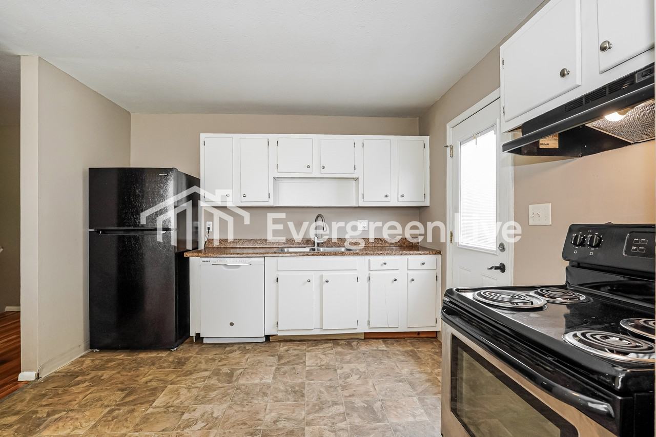 3763 Amwell Rd E - Photo 5 of 16