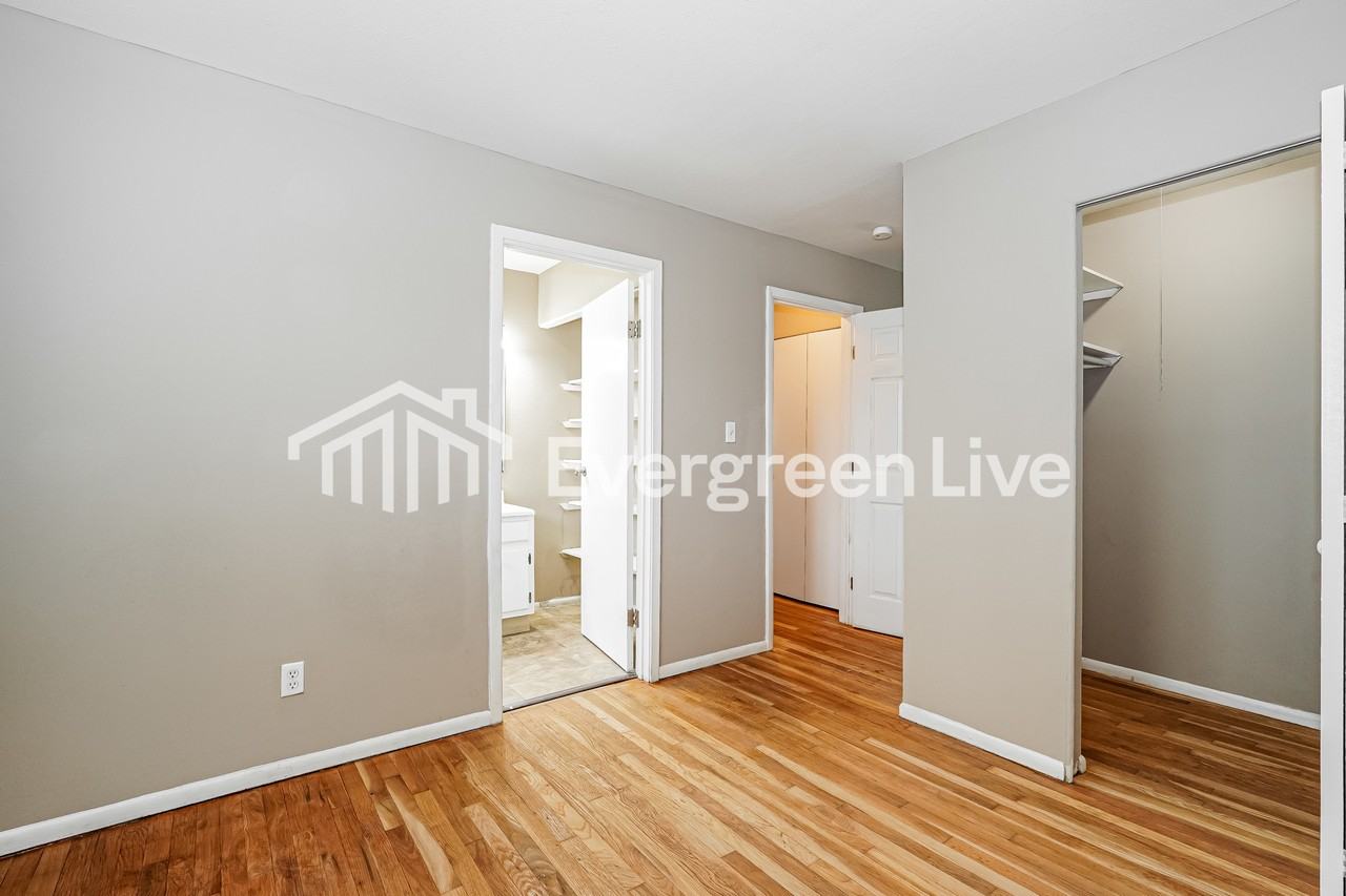 3763 Amwell Rd E - Photo 7 of 16