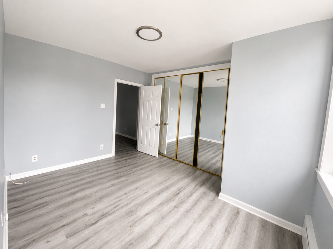 339 Valley St - Photo 6 of 11