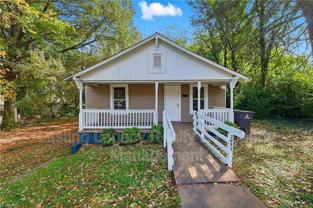 2051 Bloomfield Dr - Photo 1 of 1