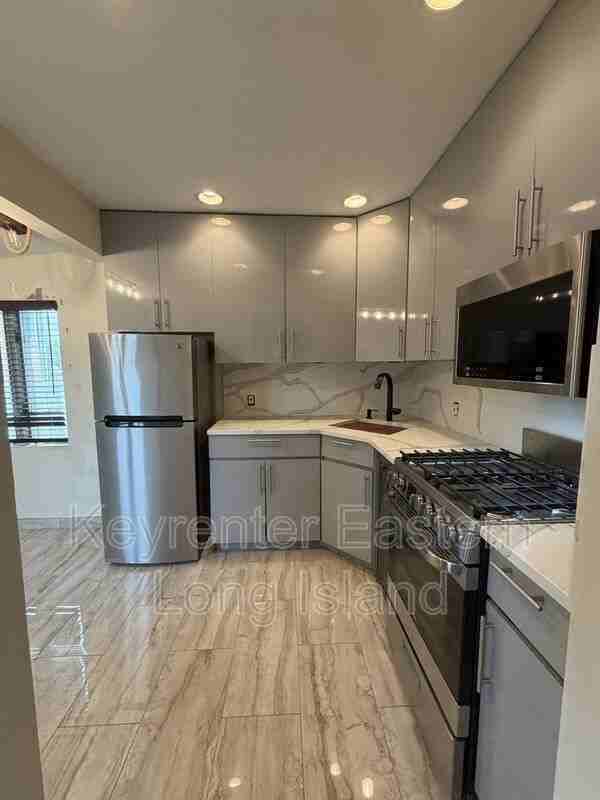 77 E Santa Barbara Rd - Photo 5 of 12