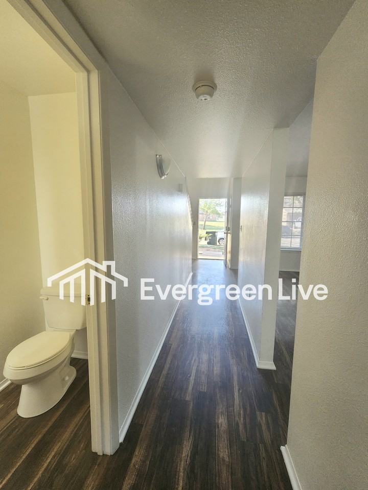 4109 Lew Wallace Dr - Photo 5 of 26