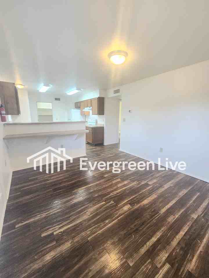 4109 Lew Wallace Dr - Photo 7 of 26