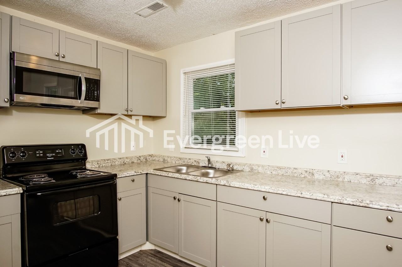 3241 Uvalde Ln Nw - Photo 4 of 15